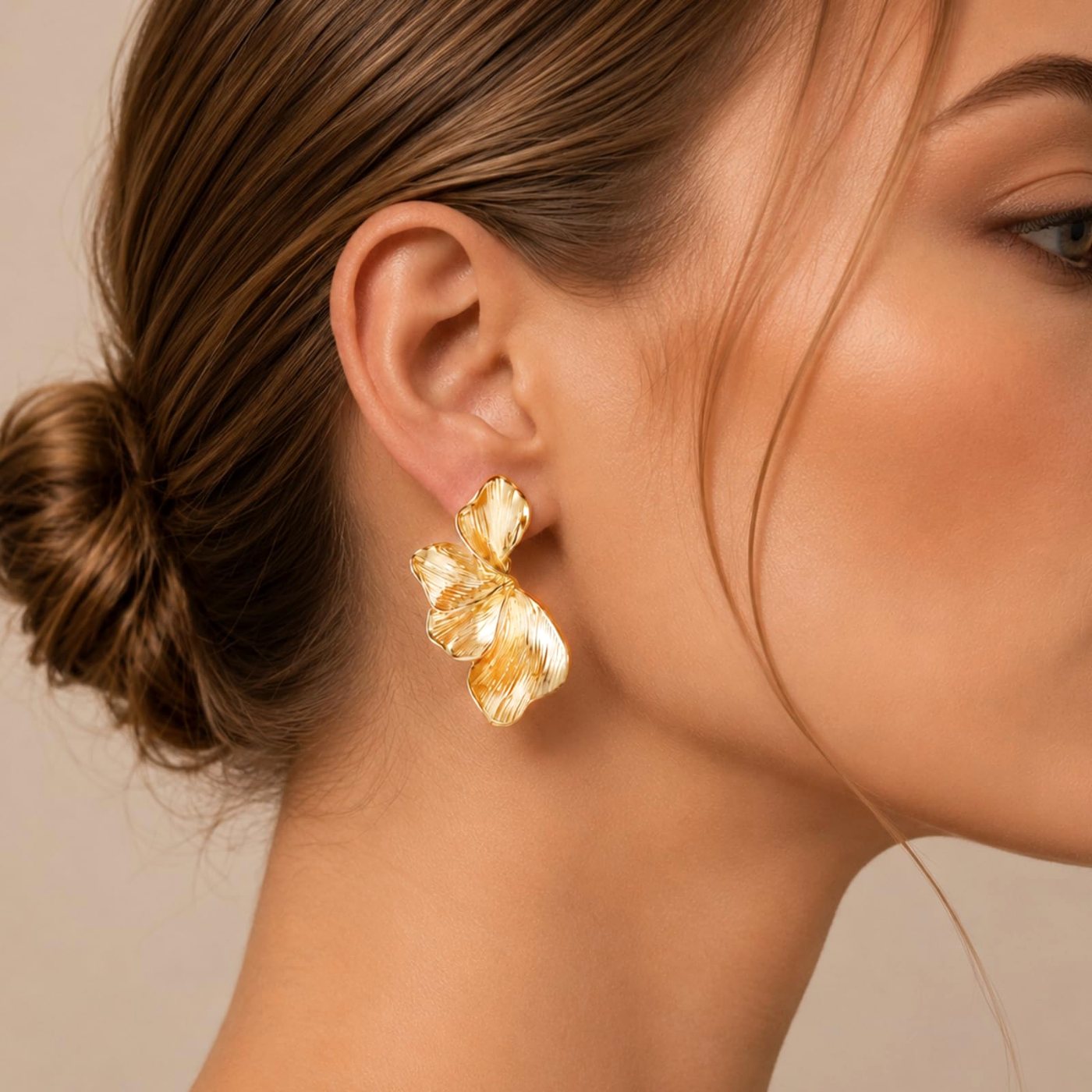 YUJIE Flower Clip-On Earrings, view 3