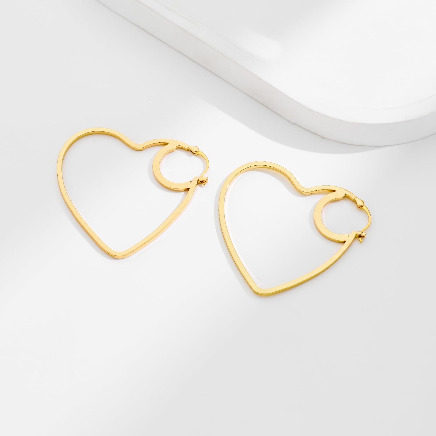YUJIE Heart Hoops, Open Heart, view 5