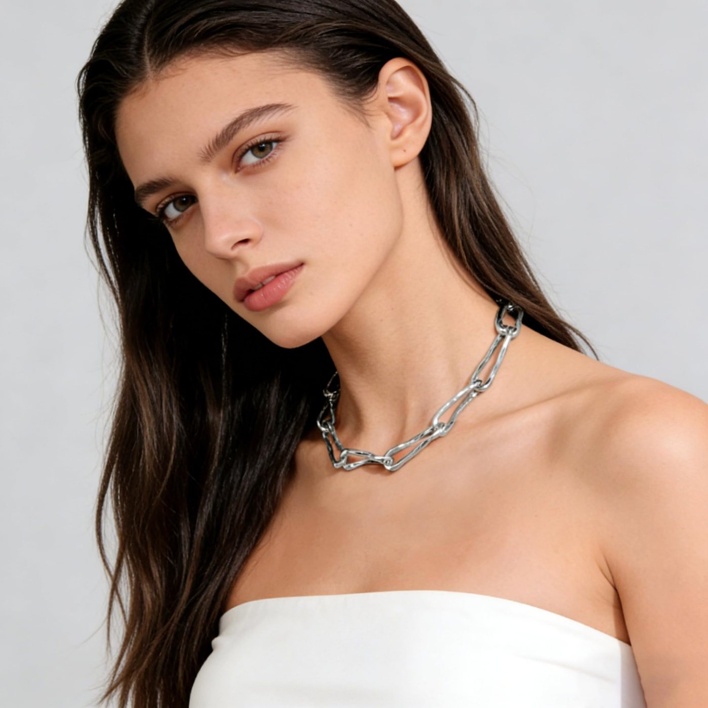 YUJIE Link Choker, view 3