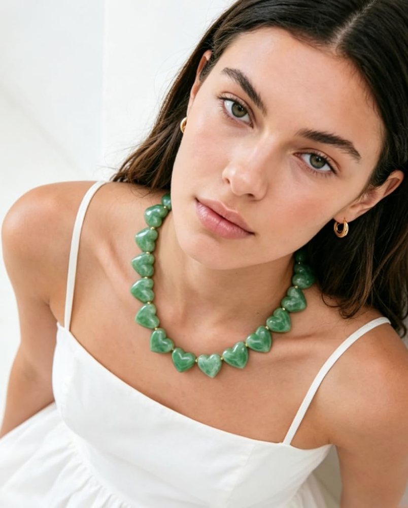 YUJIE Heart Choker, Green, view 3